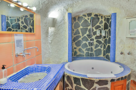 Cueva Superior con Jacuzzi 21